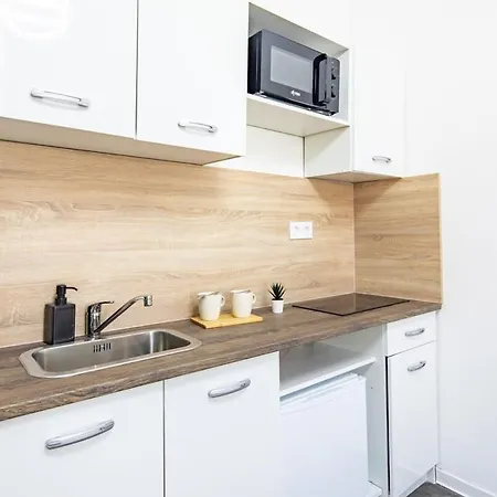 Extreme - New - Ac Budapest